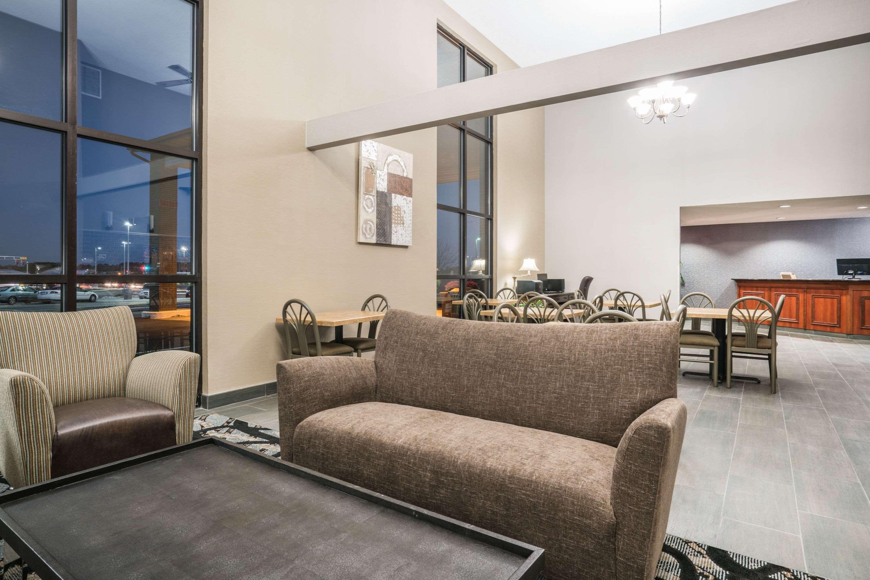 Days Inn & Suites By Wyndham Wausau Kültér fotó