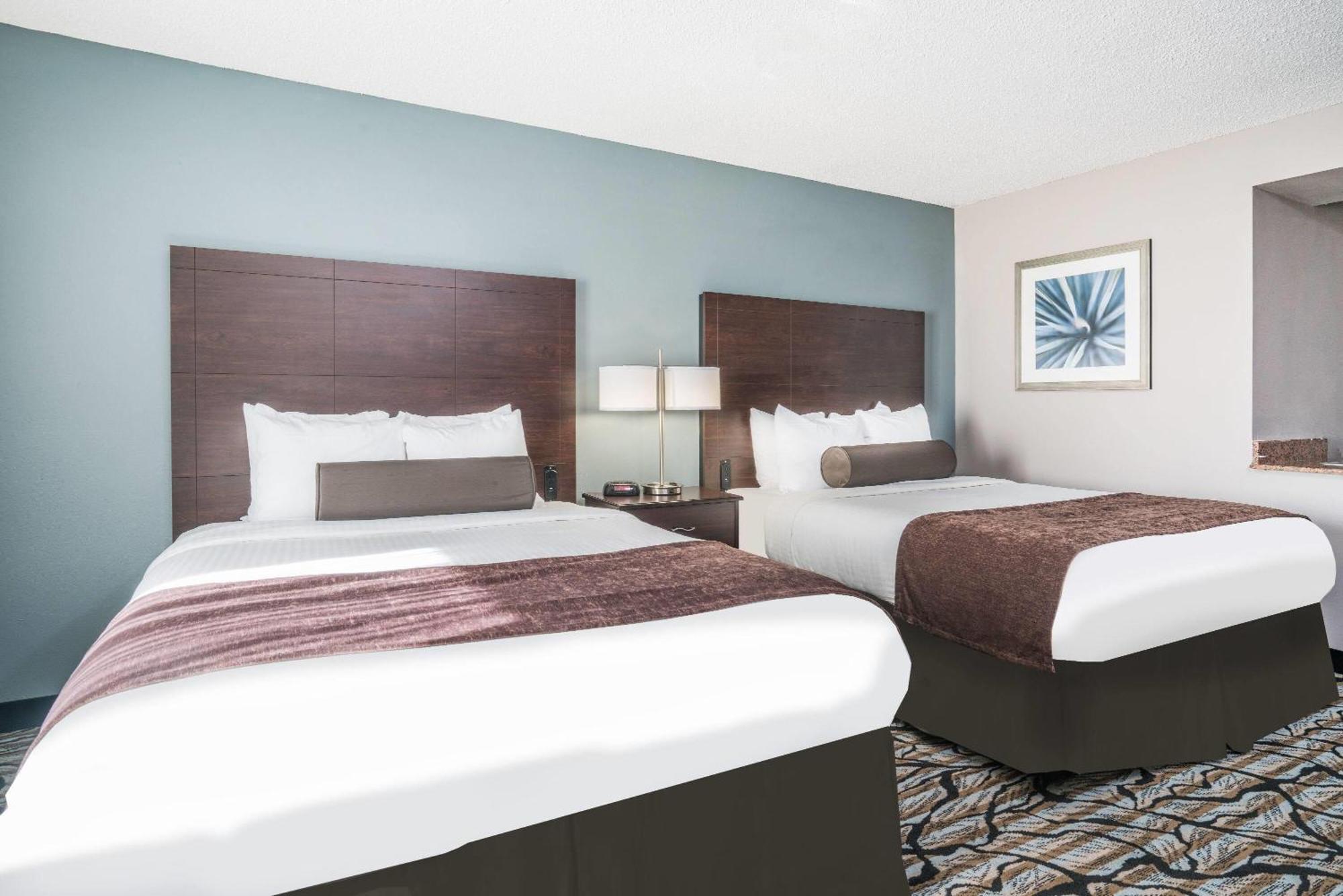 Days Inn & Suites By Wyndham Wausau Kültér fotó